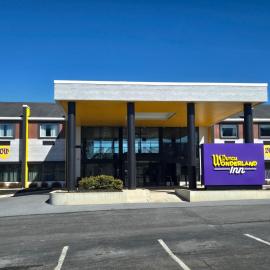 Dutch Wonderland Inn, hotel u gradu 'Lancaster'