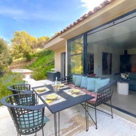 Villa Toscane, hotel i Meyreuil
