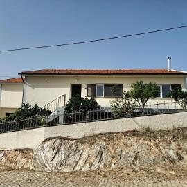 Casa da Fraga, hotel di Alfândega da Fé