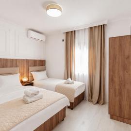 Apartmani Centar, hotel a Igalo