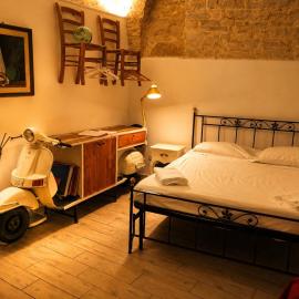 La piccola casa di Tania in via Fiore