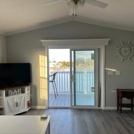 Lake Front, Beach Retreat