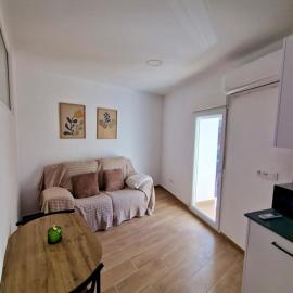 Centrally located apartment with air conditioning