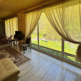 Riviera Guesthouse, hotel in Dilijan