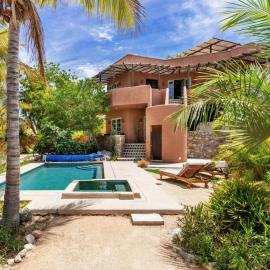 Casa Silverado、Buenavistaのホテル