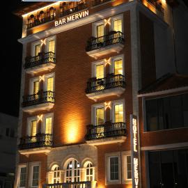 Mervin Hotel, hotel a Krujë