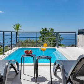Marina - Holiday Home with Sea View