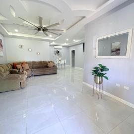 Kingston Vacation Home Two Bedroom