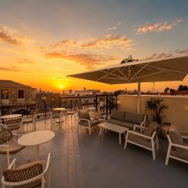 Karavel Suites - Old Town Boutique Rooms
