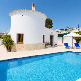 Villa Maria Large Private Pool AC WiFi