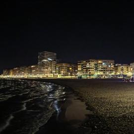 Gran alojamiento junto al mar, hotel al Perelló