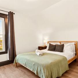 Whirlpool by the Niagara River Free Wifi & Parking