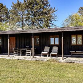2 Bedroom Stunning Home In Helsinge, hotell i Helsinge