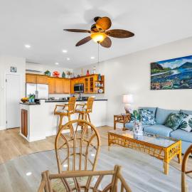 Napili Point Villas Oceanfront 3 BR Sleeps 10 Complimentary Car with 6 Nights NAP ML-3613 by KBM, hotel in Napili-Honokowai