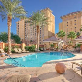 Grand Desert Resort 3BR Apartment, hotel u Las Vegasu