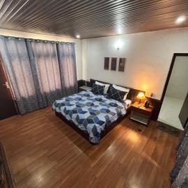 Hotel Devidyar
