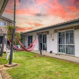 Beachcomber Lodge & Backpacker, hotel i Kaitaia