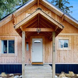 Cozy Lofted Cottage 1 Miles to Downtown, hotel sa McCall