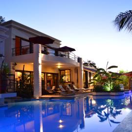 Le Gite du Bonheur Guest House & Car Rental, hotel a Tamarin