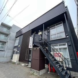 2-2菊札幌中心部から地下鉄で2駅にある古民家型単身アパートメント美室でおすすめ