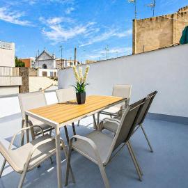 Beautiful Home In Vinaroz With Wifi