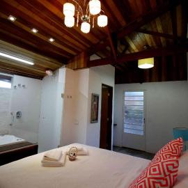 Chácara Andó Bed And Breakfast, hotel in Águas de Santa Barbara