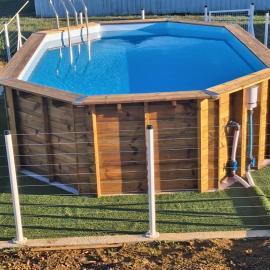 maison de campagne rénovée avec piscine, hotel in Duras