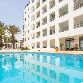 StayHub Ocean Horizon Sea View & Pool