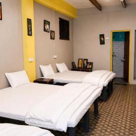 Hotel Rudra Ganga View Near Temple