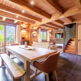 Chalet cosy et élégant 6-8pers, ski, piscine, sauna