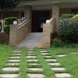 Mayas Suites, hotel sa Nyeri