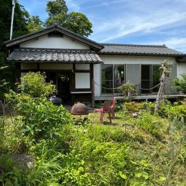 BBQグリル&Pizza窯付ワンルーム古民家ペット可ー葉山ー, hotell i Hayama