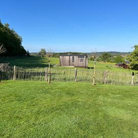 Tiny BlackandWood, hotel en Redu
