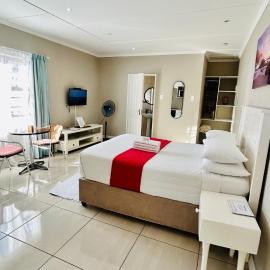 Hidden Bliss Guesthouse, מלון באיסט לונדון