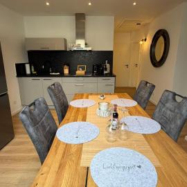 Moderne gemütliche City-Wohnung mit Küche & TV