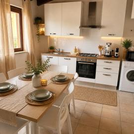 Cala Verde 6 posti Terrasini, hotel u gradu Terazini