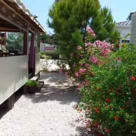 Mobil-home DURIS, hotel in Hyères