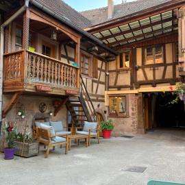 Chez Mamema, hotelli kohteessa Barr