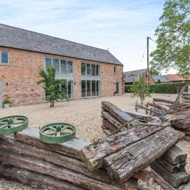 Heron's Den - Uk44529