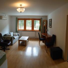 Two bedroom Apartment 80m2 2nd floor, hotel in Bagn