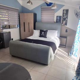Jukskei Stay - Lion, hotel u gradu Four Ways