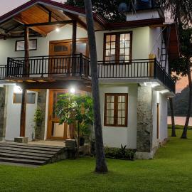 Lakeside Echo Homestay, hotel in Kurunegala