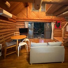 Lodge Kurokawa 1, hotell i Minamioguni