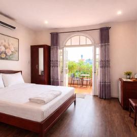 Salyna Motel