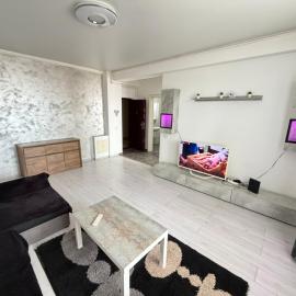 R&C Relax Apartment 808, hotel in Dudu
