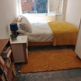 Bottisham Cosy Double، فندق في Bottisham