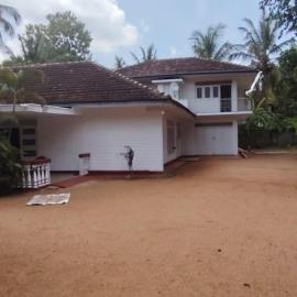 Deepthi Villa, hotel in Nikawatawana