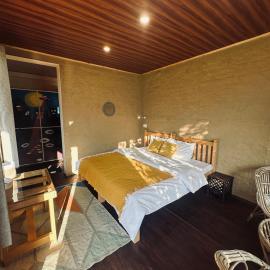 Offbeat Homestay - The Mountain House Manali, hotel in Bashist