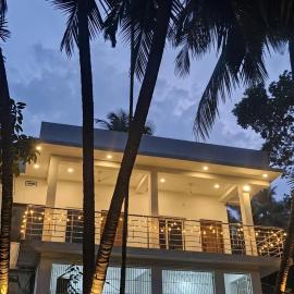 Riveria Palms by Bennys Wecare Homestay & Boating, hotel a Honāvar