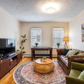 Brand New Spacious FamilyFriendly Home near Boston